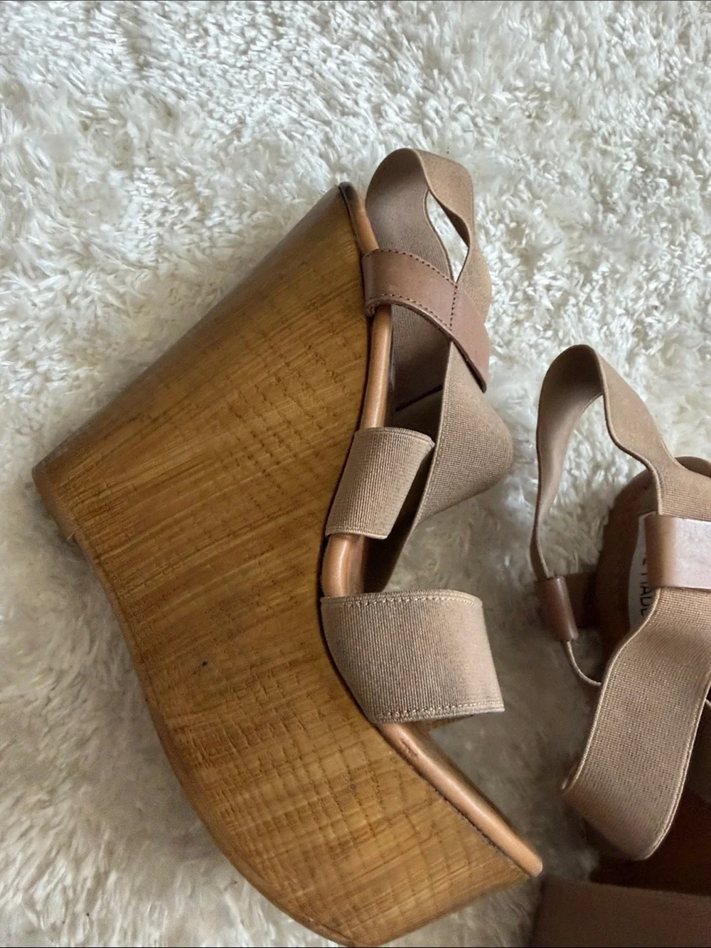 Steve Madden Beige/Tan Platform Wedge Sandals. Pre owned. Signs of wear.